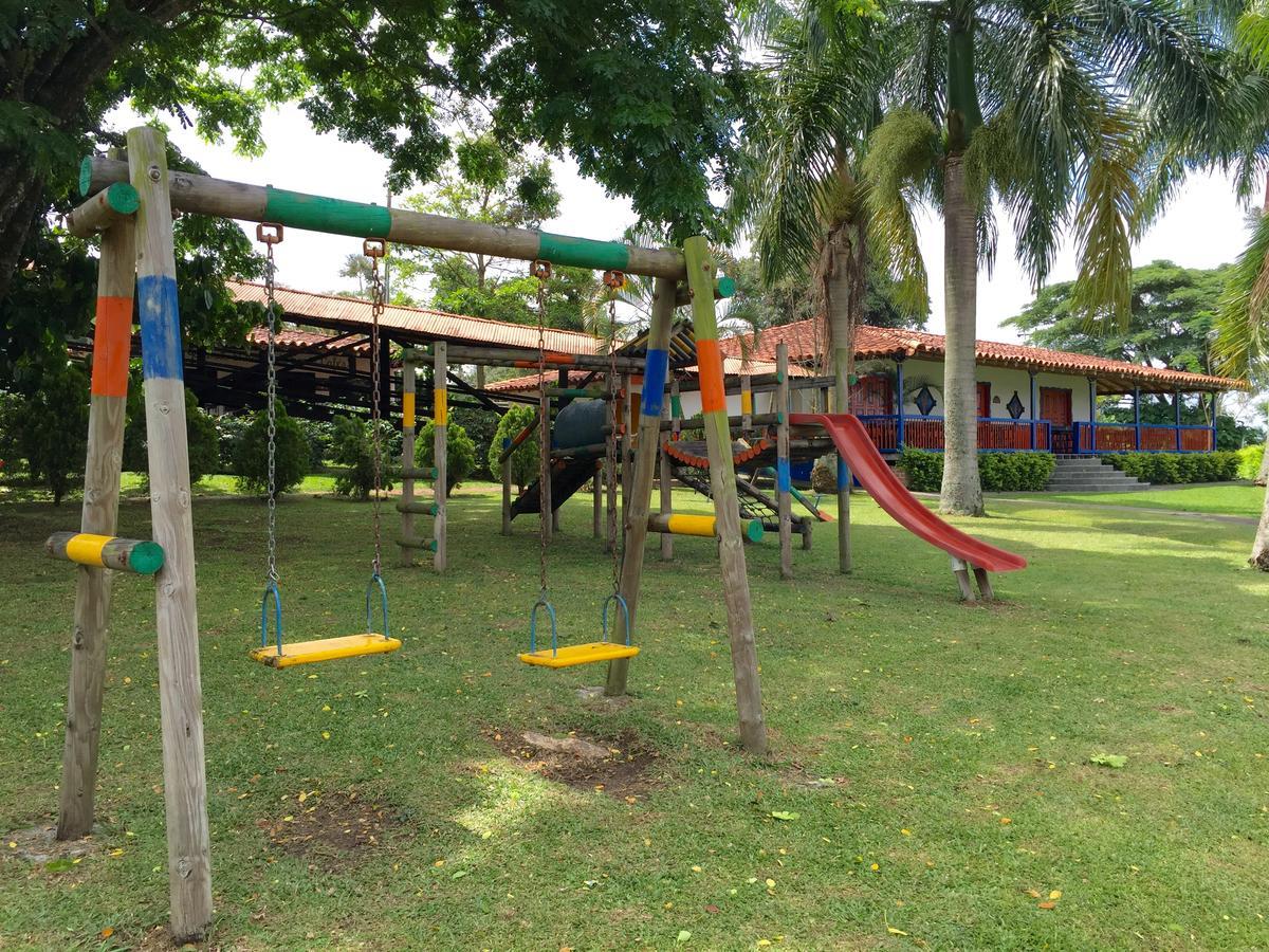 Hotel Bosques Del Saman Alcala Quimbaya Exterior foto